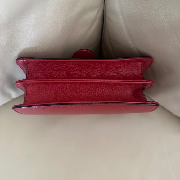 Authentic Gucci Interlocking G Bag - Picture 9 of 16